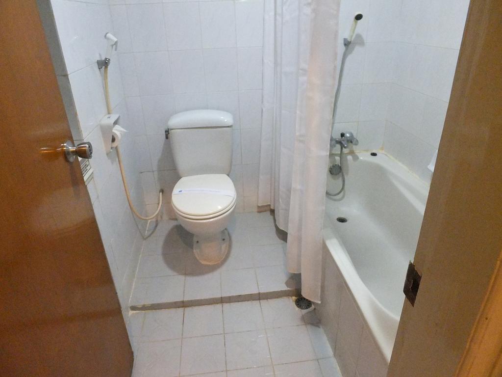 Hotel Jepara Indah Zimmer foto