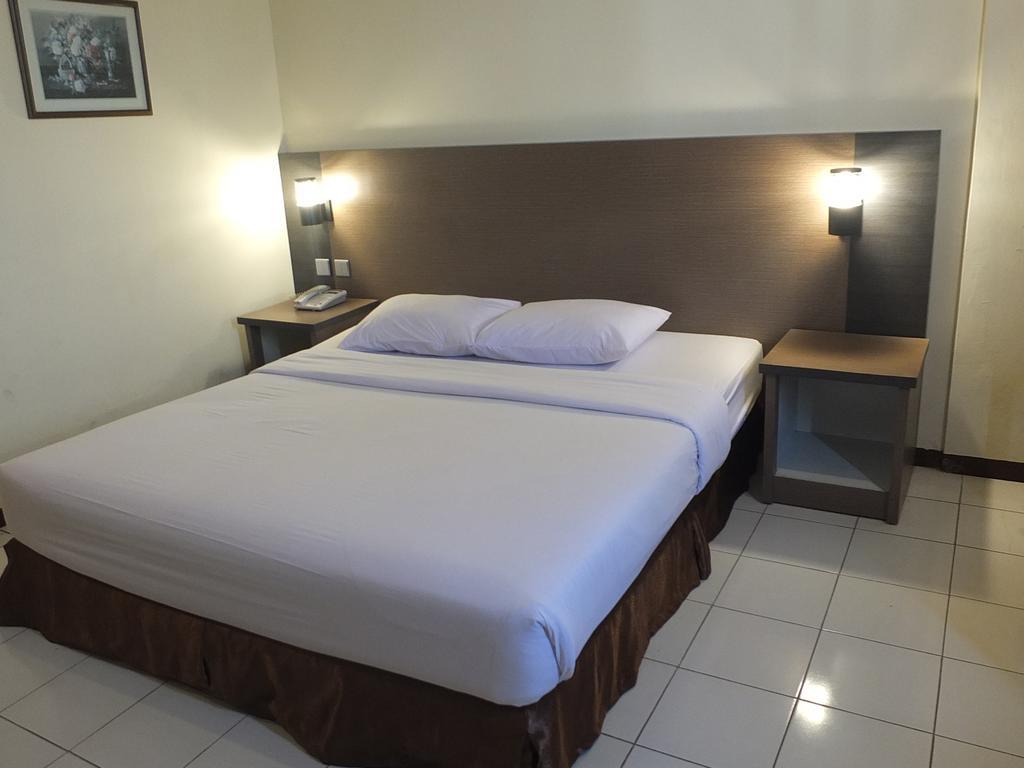 Hotel Jepara Indah Zimmer foto