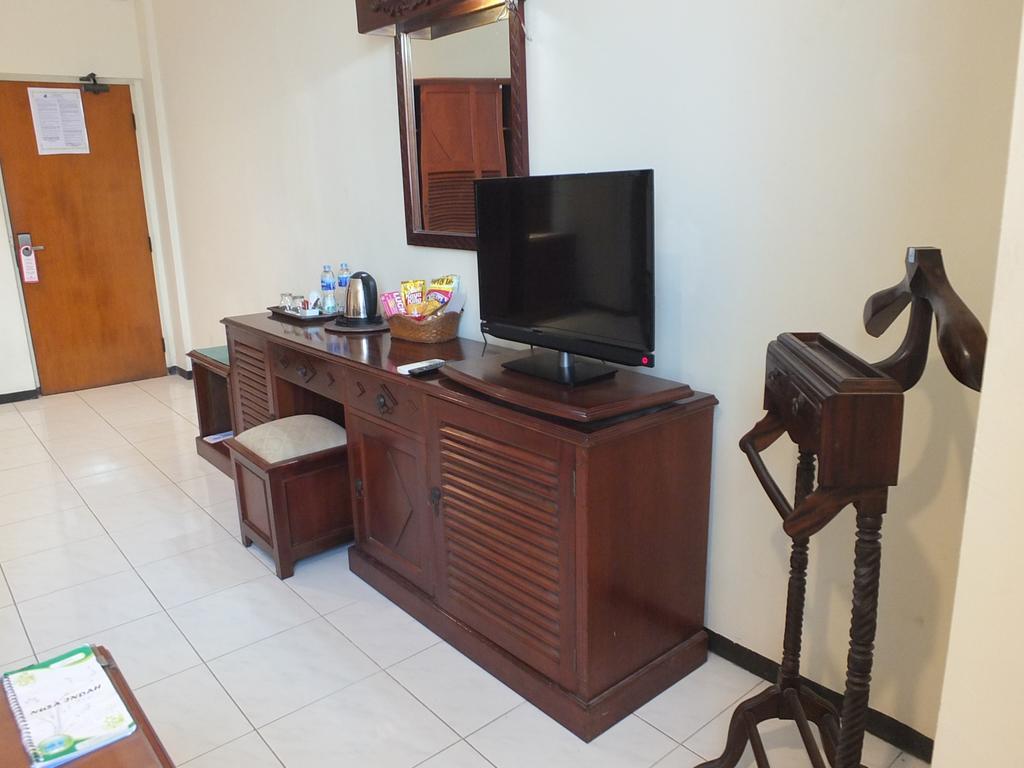 Hotel Jepara Indah Zimmer foto