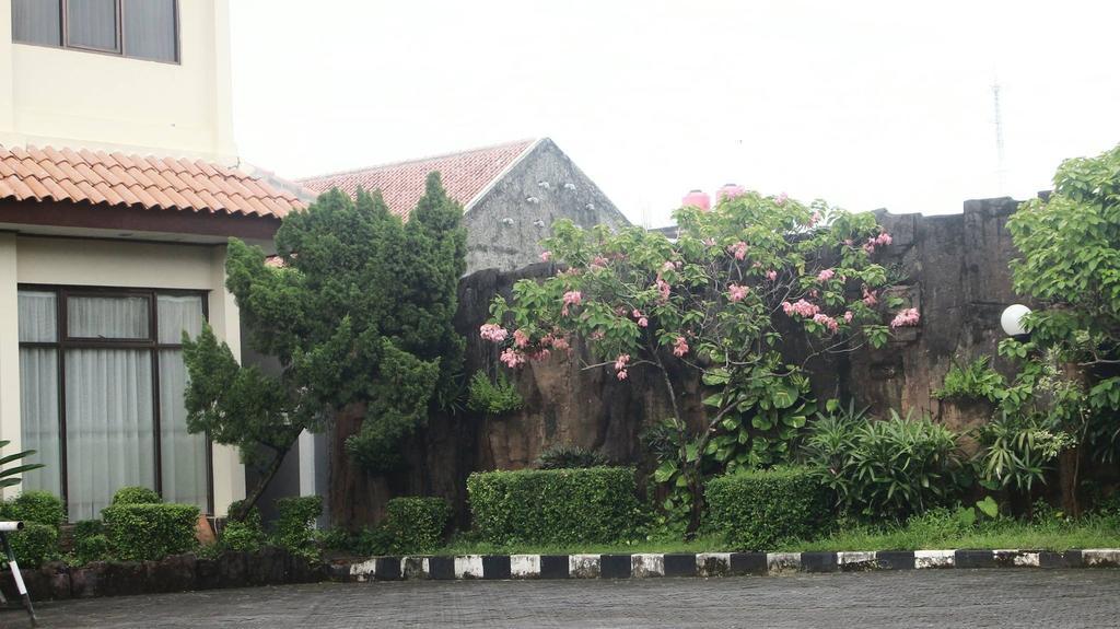 Hotel Jepara Indah Exterior foto